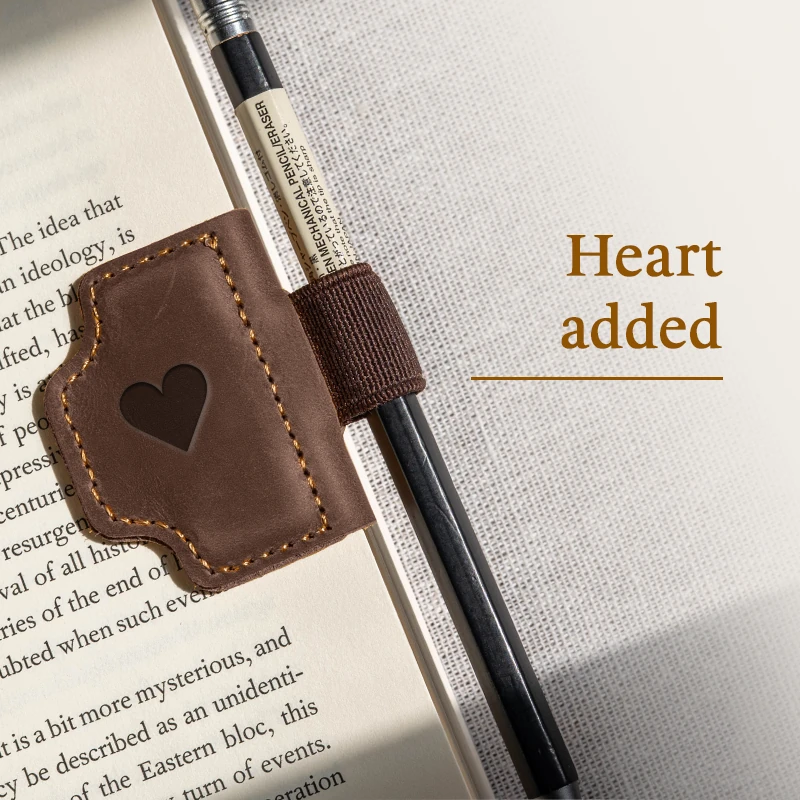 BygoneMark - Personalized Magnetic Leather Pen Holder Bookmark