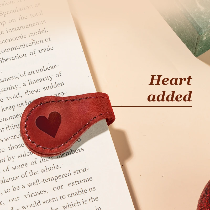 TimelessMark - Personalized Magnetic Leather Bookmark